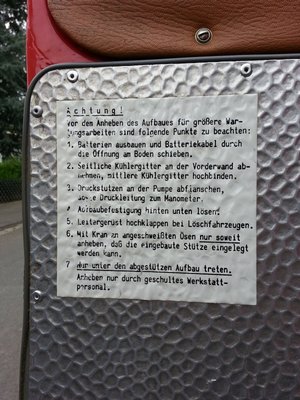 Kabine_kippen.jpg