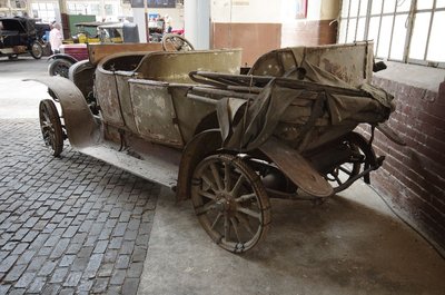 20130720_114916_Sammlung_Schlumpf_Kassel_056.JPG