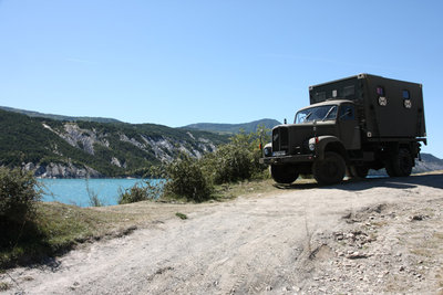 Der Lac de Serre-Poncon ist ein Paradies für Camper