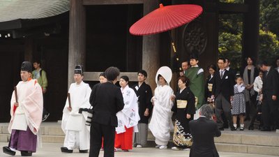Japanische Hochzeit im Meiji Schrein