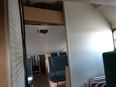 abgestürztes Bett.JPG
