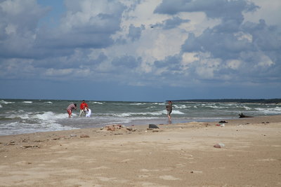 Ob der Fotograf jemals wieder gebucht wird? - am Schluss war die Braut komplett im (unter) Wasser