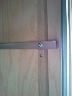 Futterholz unter Schiene (Large).jpg