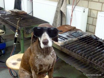 Schutzbrille nicht vergessen!