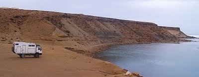 PB202251-t.jpg
