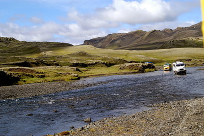 Tungnaá 6 Furt auf der F223 zum Plateau der Eldgja.jpg