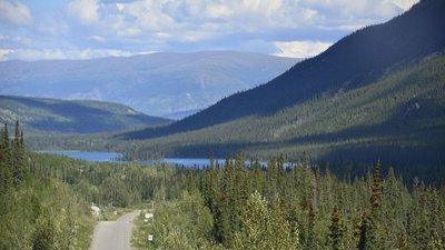 06_D713014a.jpg