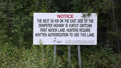 Indianer heißen in Nordamerika nicht mehr &quot;Red Indians&quot; sondern &quot;First Nation People&quot;, denen heute (nicht nur bei der Jagdausübung) umfangreiche Sonderrechte zugestanden werden.