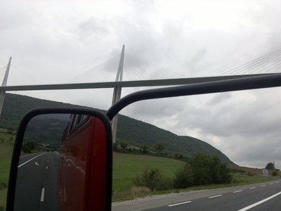 06_Brücke von Millau.jpg