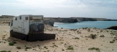 PB304647-R.jpg