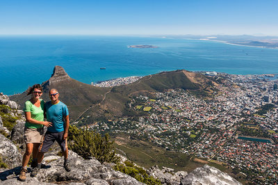 2015 mantoco Weltreise Suedafrika Kapstadt Tafelberg Blick auf den Lionshead und City.jpg