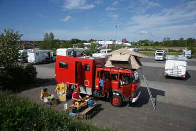 019-Feuerwehr-Umbau-Expeditionsmobil-Wohnmobil.JPG