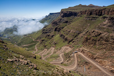 2016 mantoco Weltreise Lesotho Drakensberge Sani Pass Abfahrt.jpg