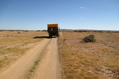Teil 1 <br />Einstieg in die Laayoune / Smara Piste . alles grün .