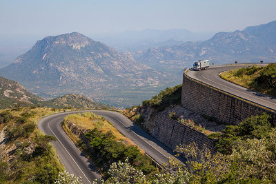 2016 mantoco Weltreise Angola Lubango Leba Pass Abfahrt.jpg