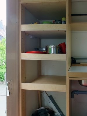 Schrank mit Sicherung (Large).JPG