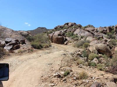 eher harmlose Kurve im Richtersveld.jpg