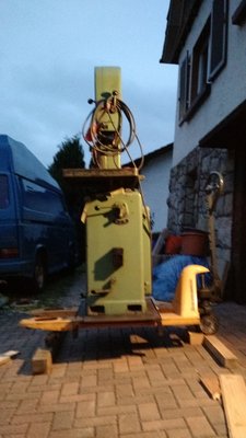 Hubwagen + Unterbauholz