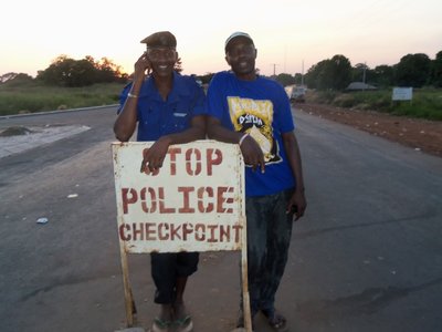 CheckPoint Senegal-Gambia.jpg