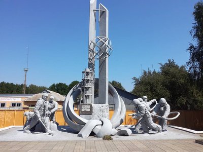 Feuerwehrdenkmal.jpg
