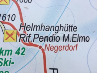 Bei uns würde die Bezeichnung wohl die Integrationsbeauftragte auf den Plan rufen und sofort in Migrantendorf umbenannt