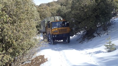 Neu lackieren geht immer, schone Pisten gibt es nicht immer. Weiter!