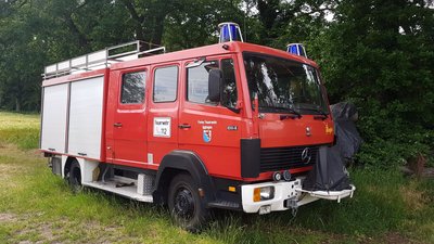ec3fb34d-247c-4a44-bcd3-e8c6d824c126.jpg