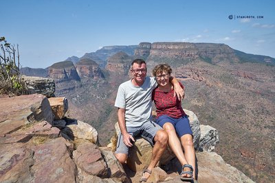 20191104_Panorama Route - Three Rondavels Heidi und Nobby_South Africa__DSC3284.jpg