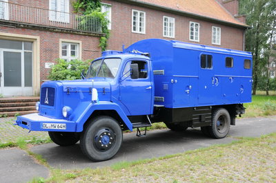 20110828_Stuhl_013_Bildgröße ändern.JPG